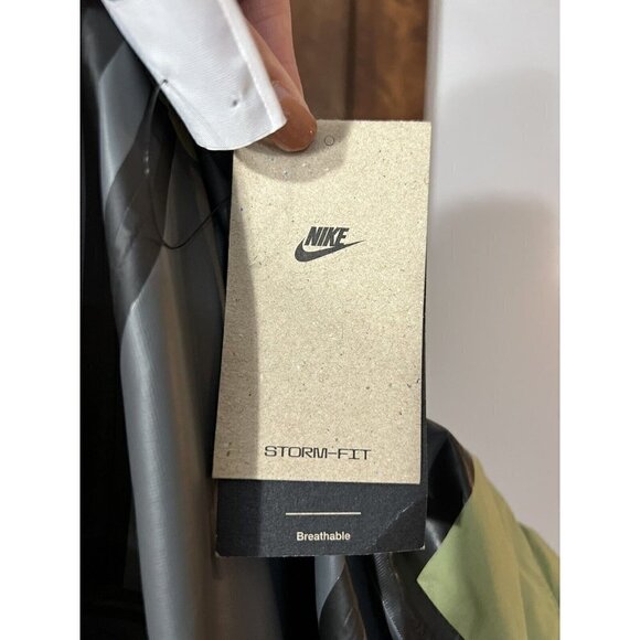 Nike Sportswear Storm-FIT Legacy Hooded Shell Jacket Olives Green DM5499-334 Med - Picture 14 of 16